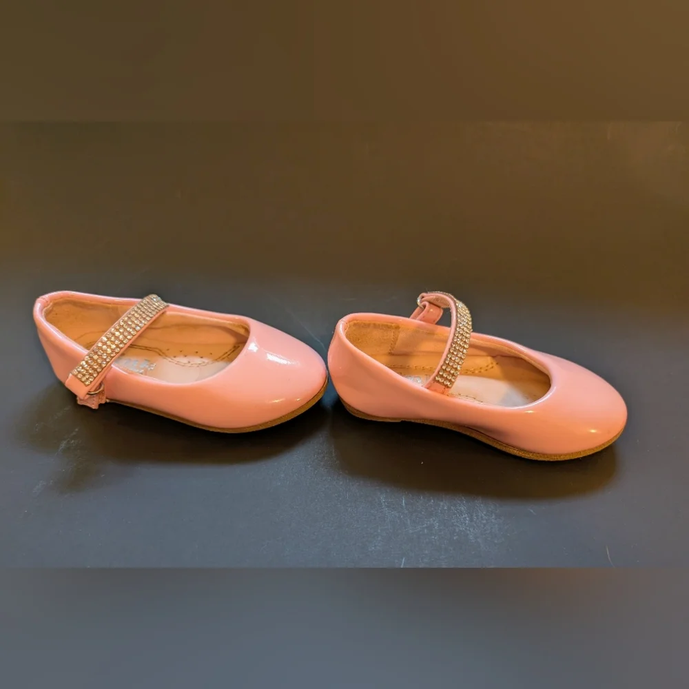 Pink Patent Leather Kids Shoes with Rhinestone Strap